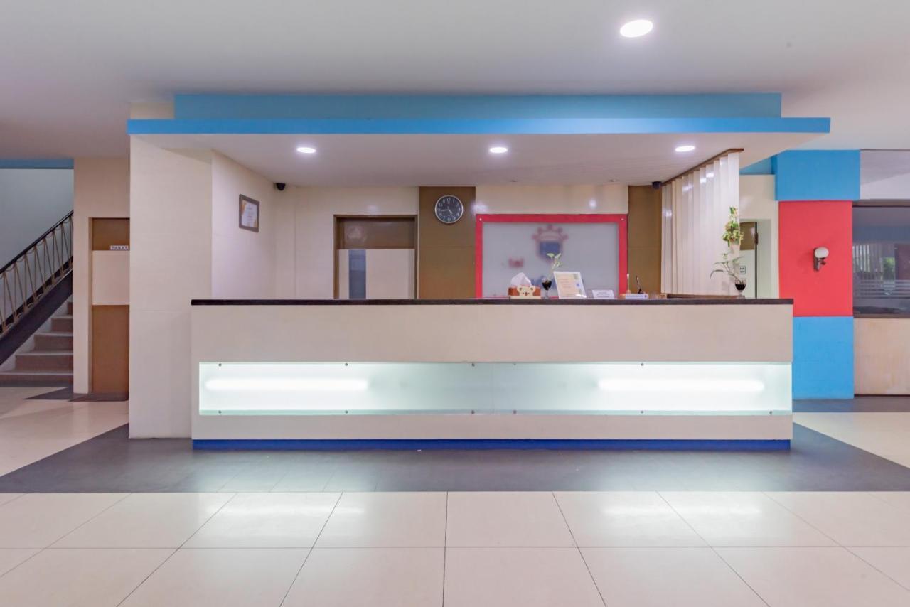 Reddoorz Near Plaza Balikpapan Balikpapan (Borneo) Exterior foto